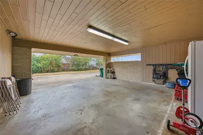 2007 Geney Street, Brenham, TX 77833 - Photo 18