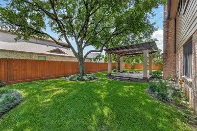 303 Longview Drive, Sugar Land, TX 77478 - Photo 30