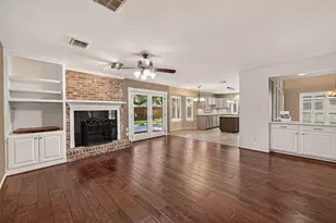 303 Longview Dr, Sugar Land, TX 77478 - Photo 12