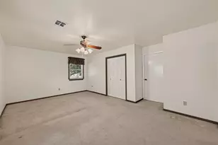 303 Longview Dr, Sugar Land, TX 77478 - Photo 28