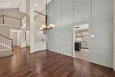 303 Longview Drive, Sugar Land, TX 77478 - Photo 6