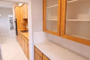 9526 Val Verde St, Houston, TX 77063 - Photo 12