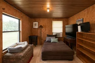 1520 Hilltop Rd, East Bernard, TX 77435 - Photo 8
