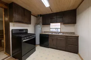 1520 Hilltop Rd, East Bernard, TX 77435 - Photo 6