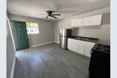 4831 Sycamore Avenue Avenue #3, Pasadena, TX 77503 - Photo 12