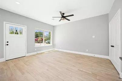4651 Mallow Street #B, Houston, TX 77051 - Photo 10