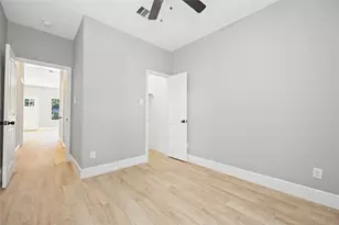 4651 Mallow St, Houston, TX 77051 - Photo 20