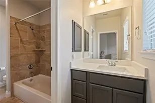 1915 Cayman Bend Ln, Pearland, TX 77584 - Photo 20