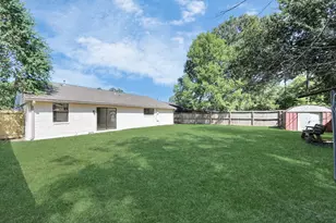 6027 Dellfern Dr, Houston, TX 77035 - Photo 34