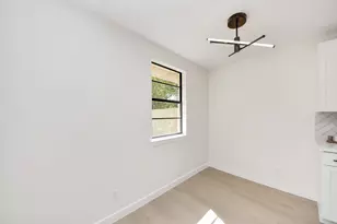 6027 Dellfern Dr, Houston, TX 77035 - Photo 14