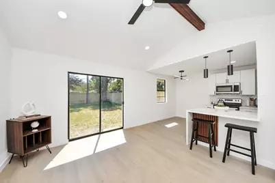 6027 Dellfern Drive, Houston, TX 77035 - Photo 8