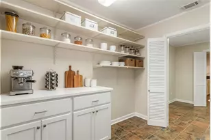 4 Champions Colony E, Houston, TX 77069 - Photo 10