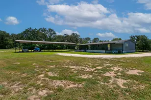 118 Yaupon Dr, Caldwell, TX 77836 - Photo 8