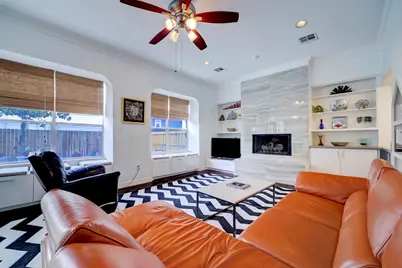 4402 Holt Street, Bellaire, TX 77401 - Photo 14