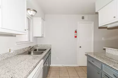 3111 Falk Court #3111, La Porte, TX 77571 - Photo 4