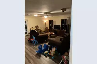 517 N Lake Avenue, Eagle Lake, TX 77434 - Photo 12