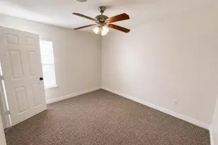 13922 Brayford Pl Ct, Houston, TX 77014 - Photo 10
