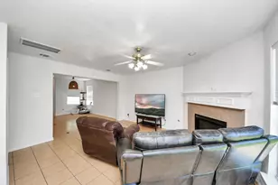 3818 Wimberley Hollow Ln, Houston, TX 77053 - Photo 10