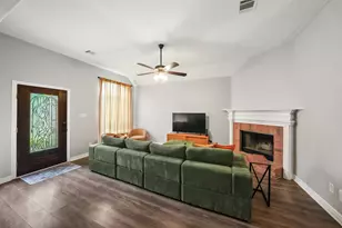 11307 Alcott Dr, Montgomery, TX 77356 - Photo 2