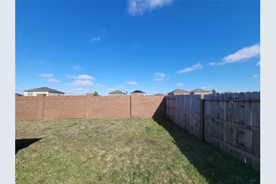 8214 Leisure Point Drive, Cypress, TX 77433 - Photo 32