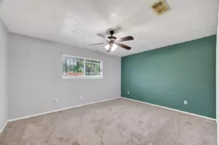 11839 Hallowing Point Rd, Houston, TX 77067 - Photo 14