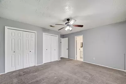 11839 Hallowing Point Road, Houston, TX 77067 - Photo 16