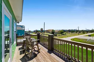 873 Townsend Dr, Crystal Beach, TX 77650 - Photo 40