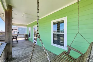 873 Townsend Dr, Crystal Beach, TX 77650 - Photo 38