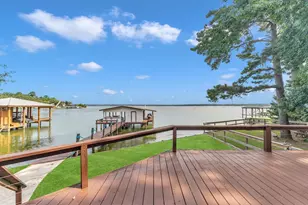 22208 Hass Pl, Huntsville, TX 77320 - Photo 2