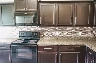10510 Pine Landing Dr, Houston, TX 77088 - Photo 6