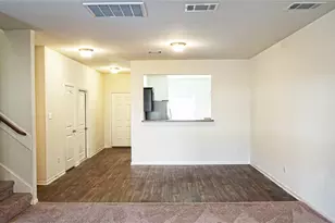 10510 Pine Landing Dr, Houston, TX 77088 - Photo 14