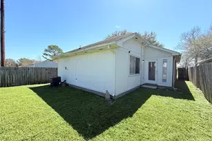 5122 Breckenridge Dr, Houston, TX 77066 - Photo 14