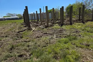 309 21st St, Dickinson, TX 77539 - Photo 8