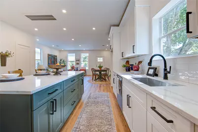 11 E O'Bryant, Bellville, TX 77418 - Photo 18