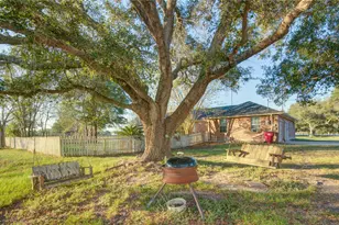 21503 Pecan Bend Rd, Damon, TX 77430 - Photo 38