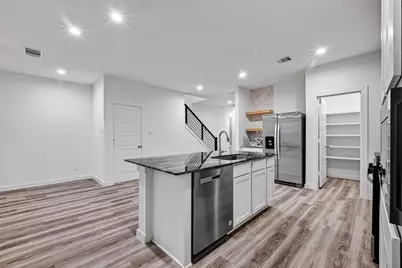 2937 Amherst Meadow Lane, Houston, TX 77051 - Photo 14