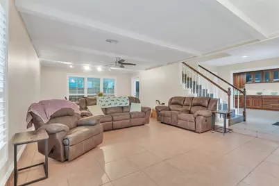 9107 Mauna Loa Lane, Houston, TX 77040 - Photo 6