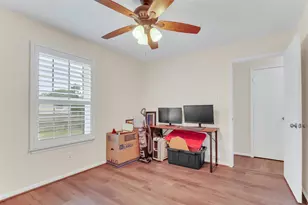 9107 Mauna Loa Ln, Houston, TX 77040 - Photo 28