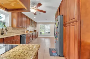 9107 Mauna Loa Ln, Houston, TX 77040 - Photo 12
