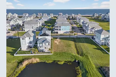 11396 Starfish, Galveston, TX 77554 - Photo 4