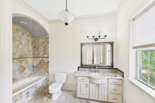 4003 Dumbarton St, Houston, TX 77025 - Photo 30