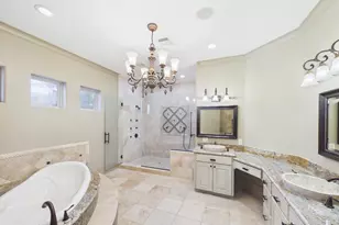4003 Dumbarton St, Houston, TX 77025 - Photo 20