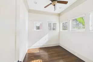 4003 Dumbarton St, Houston, TX 77025 - Photo 12