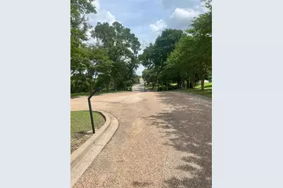 111 Kathleen, La Grange, TX 78945 - Photo 10