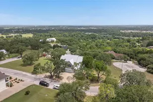 111 Kathleen, La Grange, TX 78945 - Photo 12