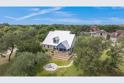 111 Kathleen, La Grange, TX 78945 - Photo 18