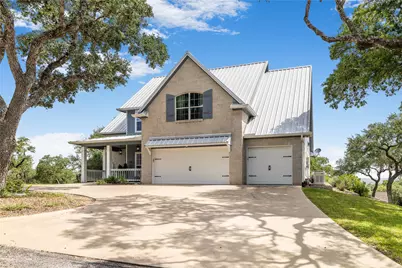 111 Kathleen, La Grange, TX 78945 - Photo 2