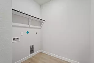 141 Bayou Bend Blvd, Angleton, TX 77515 - Photo 20