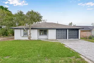 17114 Folsom Dr, Houston, TX 77049 - Photo 1