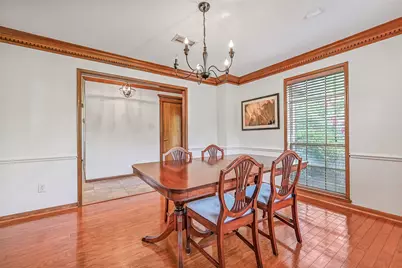 1207 W Edgewood Drive, Friendswood, TX 77546 - Photo 18
